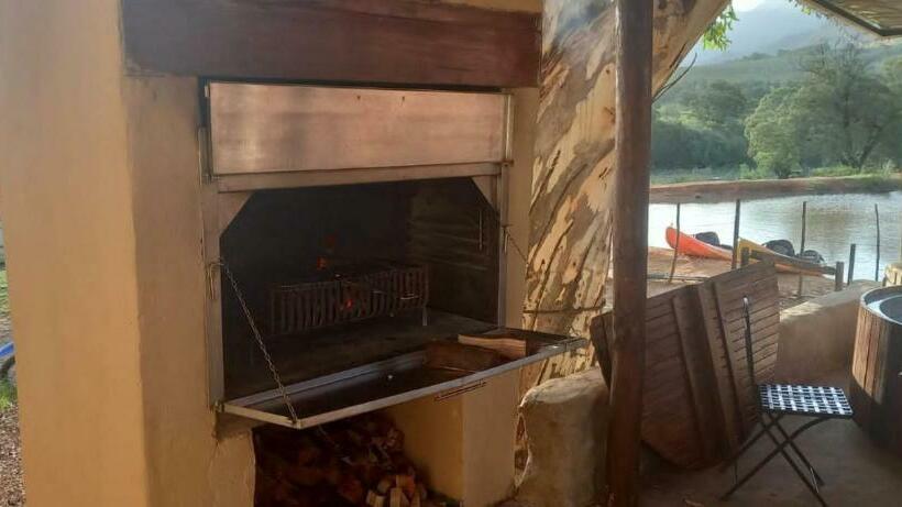 کلبه ییلاقی, Swartberg Backpackers