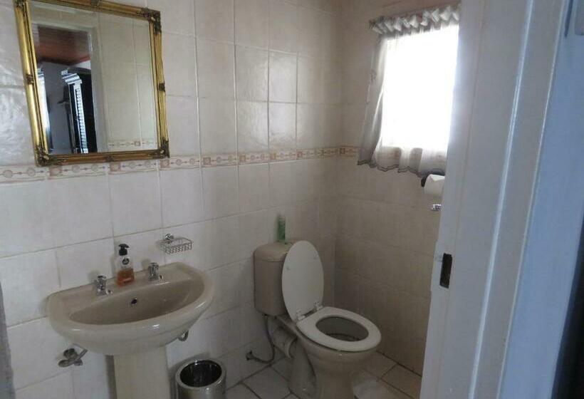 کلبه ییلاقی, Swartberg Backpackers