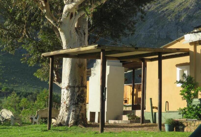 کلبه ییلاقی, Swartberg Backpackers