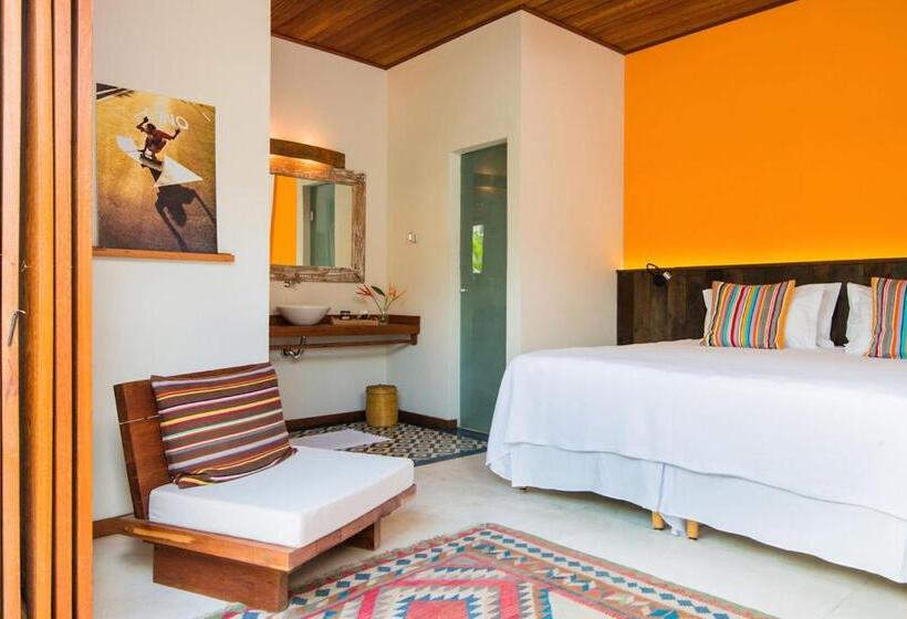 주니어 스위트 발코니, Barracuda Boutique