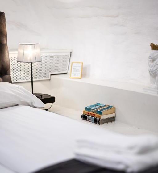 スタンダードルーム, L Skeppsbron