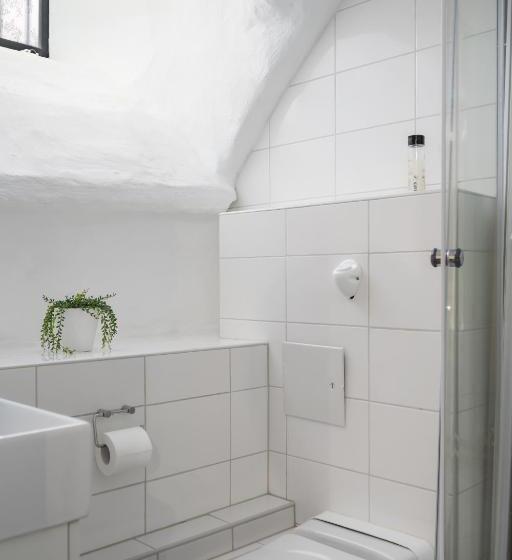 スタンダードルーム, L Skeppsbron