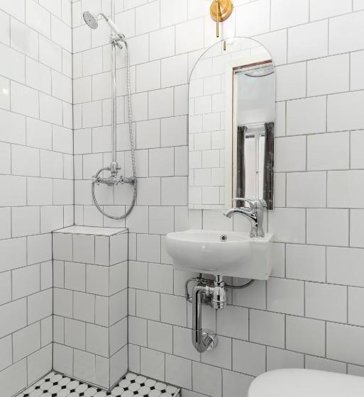 デラックスルーム, L Skeppsbron