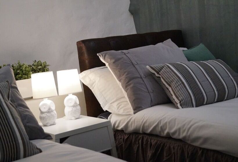 バス共有のスタンダードルーム, L Skeppsbron