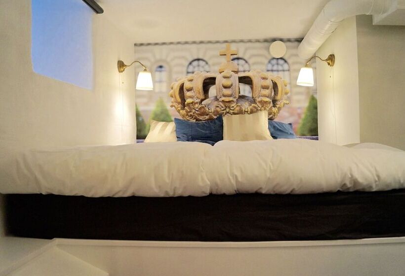 バス共有のスタンダードルーム, L Skeppsbron