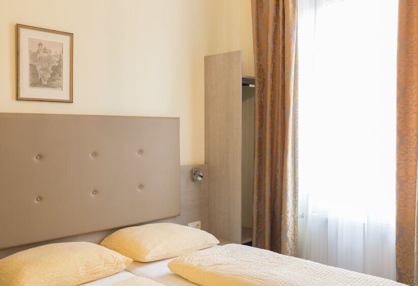 اتاق اکونومی, Lehenerhof