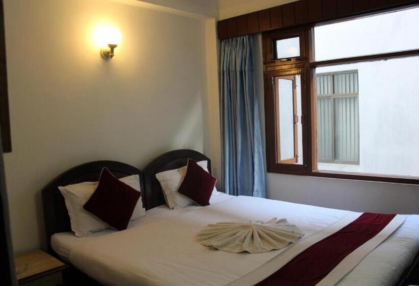 Chambre Standard, Lily