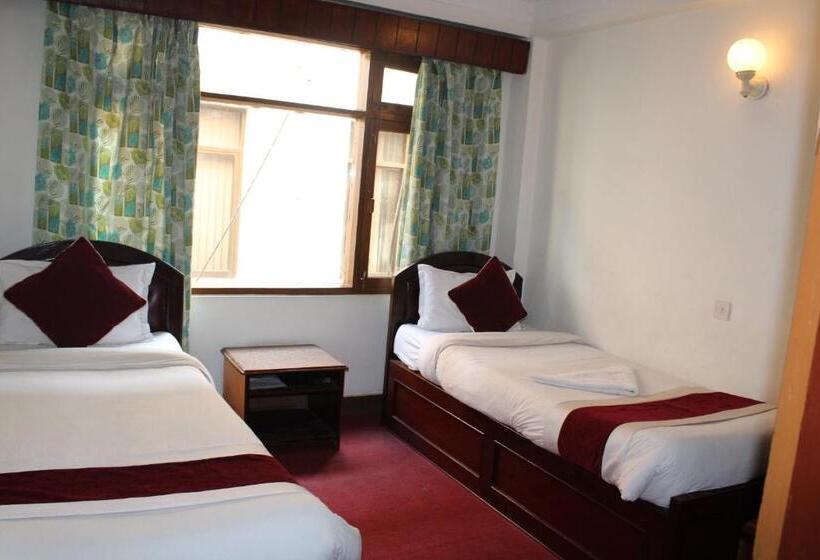 Chambre Standard, Lily