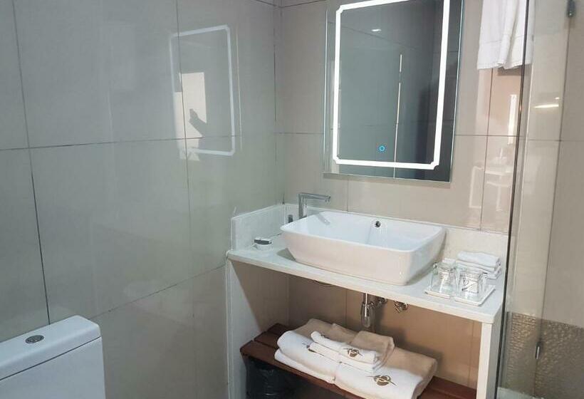 חדר סטנדרט עם מיטת קינג, Palm Continental