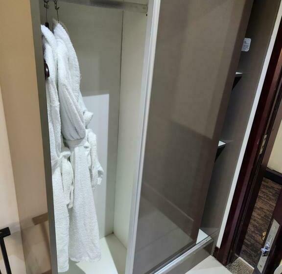 חדר סטנדרט עם מיטת קינג, Palm Continental