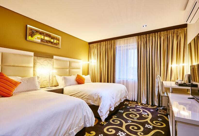 Семейный Номер, Palm Continental