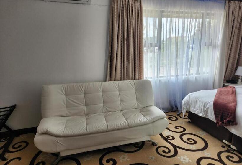 סוויטה אקזקיוטיב, Palm Continental