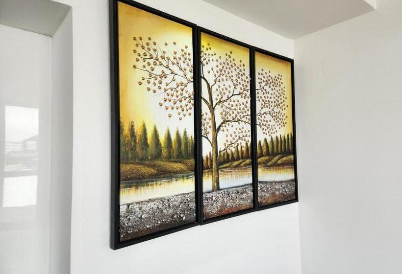 סוויטה, Palm Continental