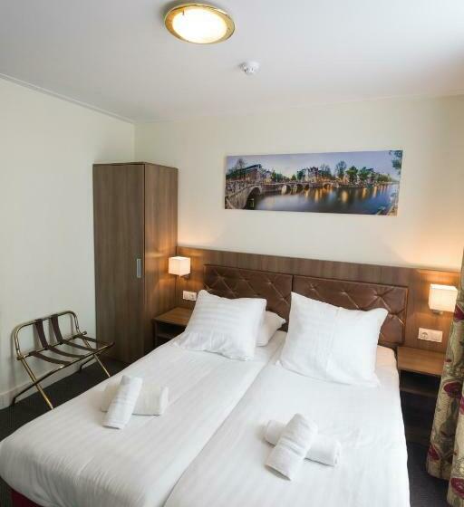 اتاق استاندارد سه نفره, Park Plantage