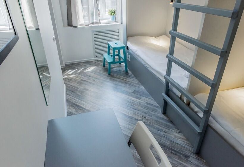 공동 객실, Shukhov Hostel