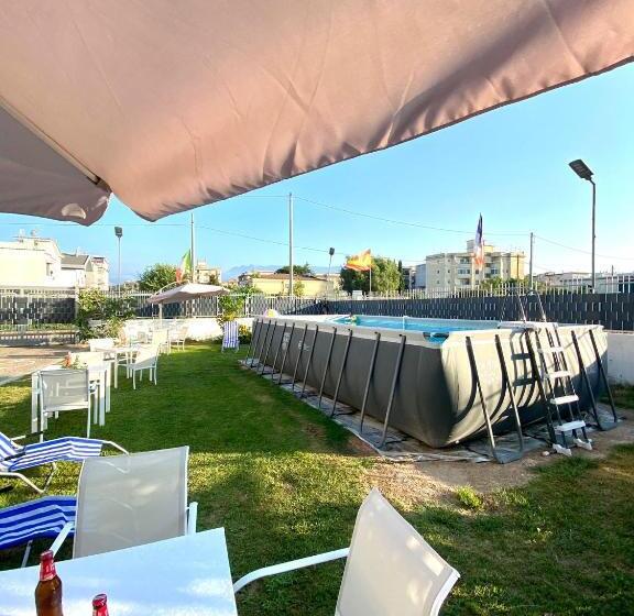 带大床的高级房间, Area Domus