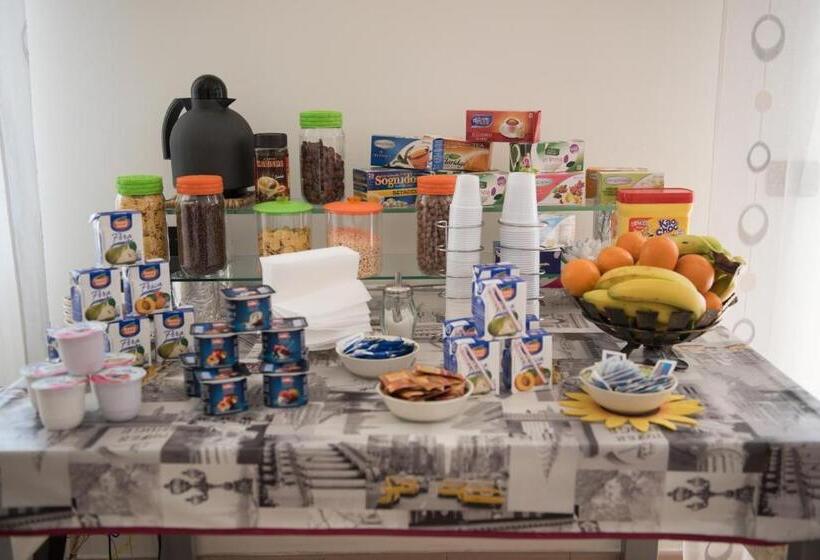 标准间, Area Domus