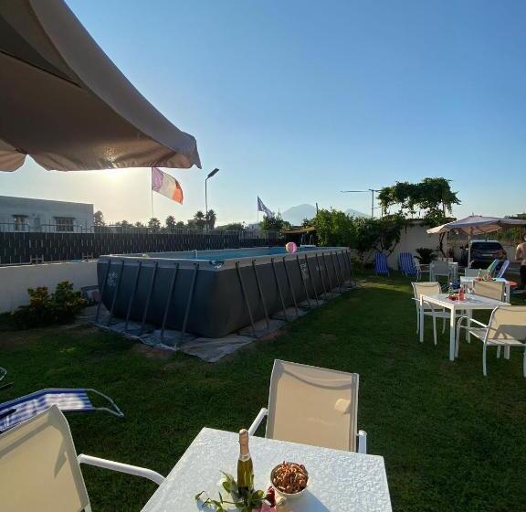 带大床的高级房间, Area Domus