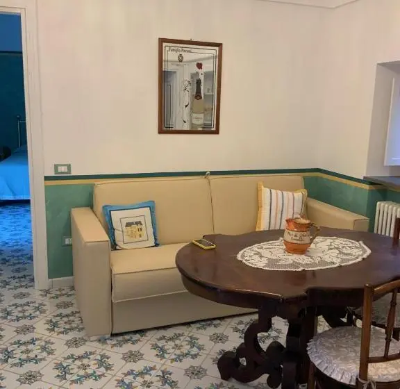 سوییت با چشمانداز دریا, Villa La Zagara