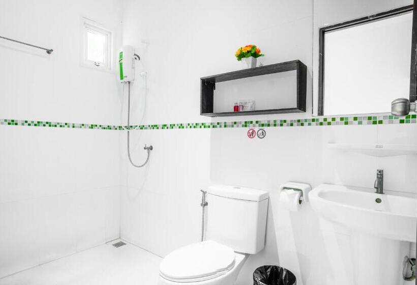 غرفة قياسية مطلّة علي الحديقة, Cascades Resort