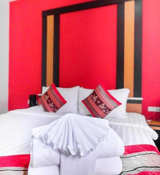 غرفة قياسية مطلّة علي الحديقة, Cascades Resort