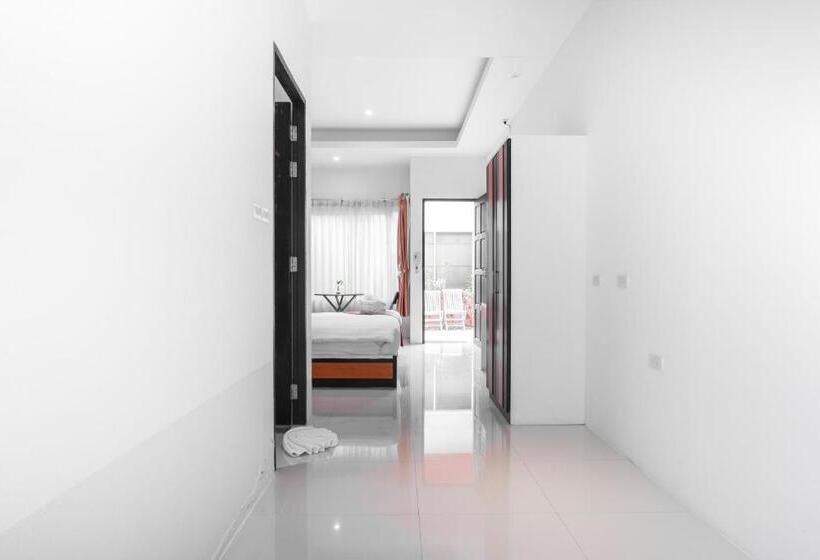 غرفة قياسية مطلّة علي الحديقة, Cascades Resort