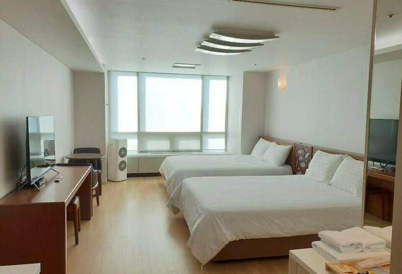 Deluxe Room, Goodday Airtel
