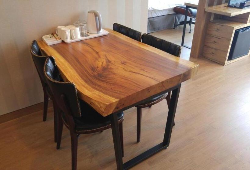 로얄 스위트, J Square Hotel And Wedding