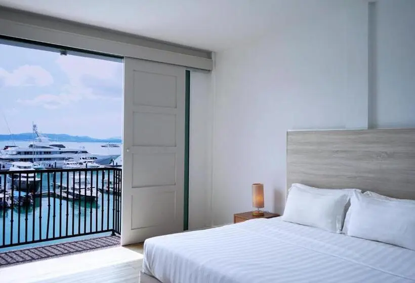 オーシャンビューデラックスルーム, Ramada By Wyndham Langkawi Marina