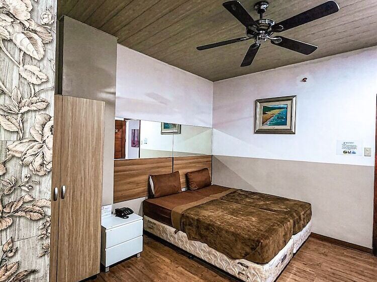 Quarto Estandar, Urban