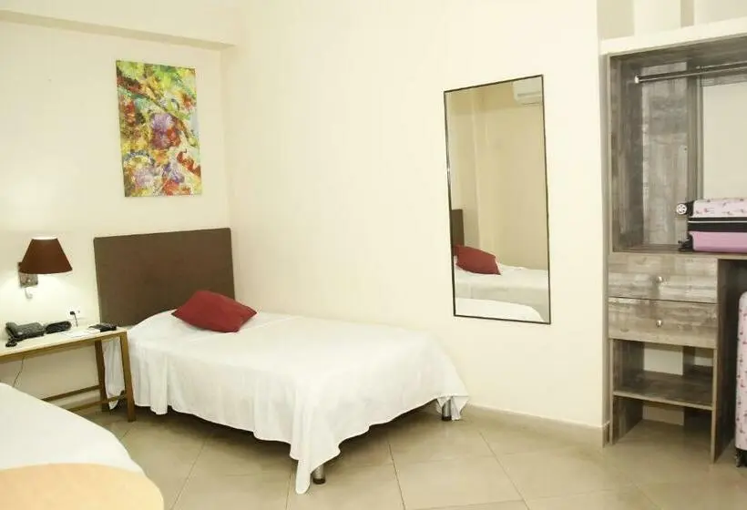 Economy-huone, Varadero Internacional