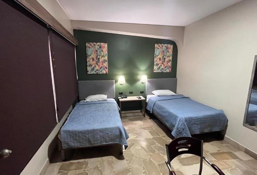 エコノミールーム, Varadero Internacional