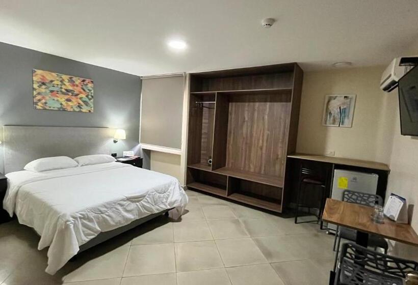 ジュニアスイート, Varadero Internacional