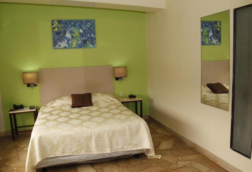 スーペリアシングルルーム, Varadero Internacional