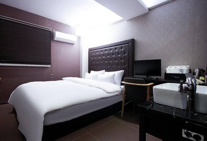 豪华房间, Yangsan Bukbudong Pasta