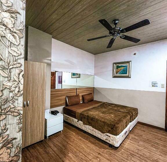 Quarto Estandar, Urban