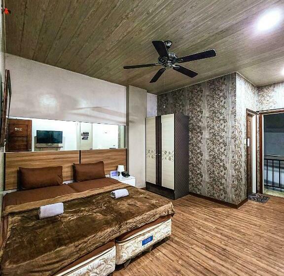 Quarto Estandar, Urban