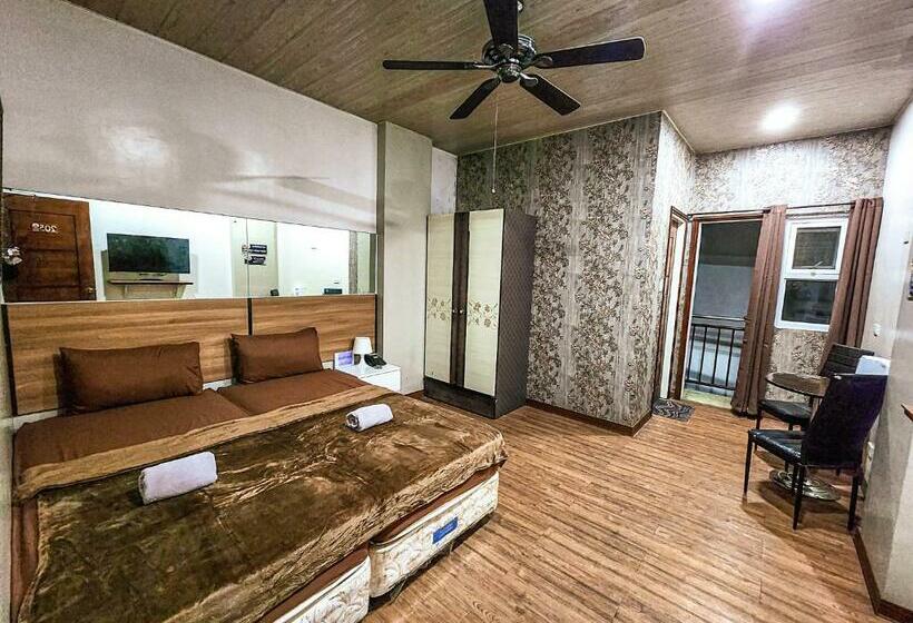 Quarto Estandar, Urban