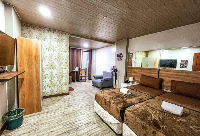 Quarto Estandar, Urban