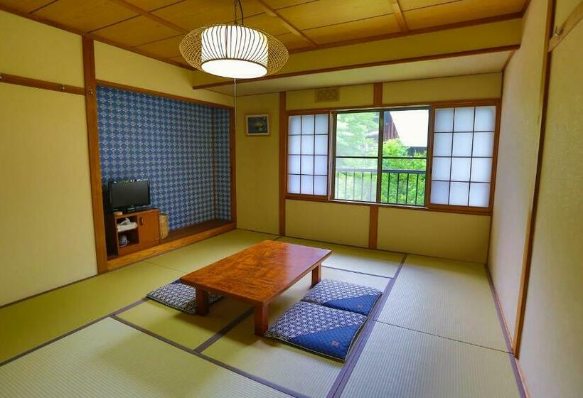 חדר סטנדרט חדר אמבטיה משותף, Lamp Nojiriko