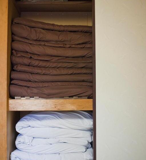 חדר סטנדרט לשלושה עם חדר אמבטיה משוף, Lamp Nojiriko