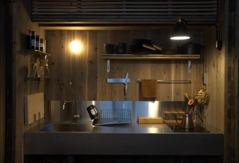 חדר סטנדרט נוף לגינה, Lamp Nojiriko