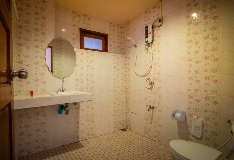 수피리어 룸, Happy In Pai