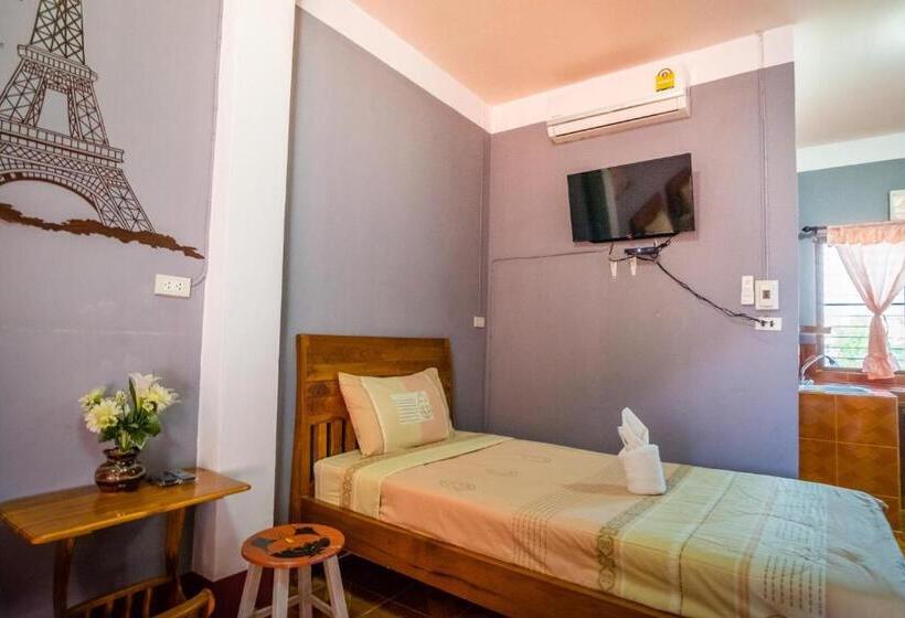 패밀리 룸, Happy In Pai