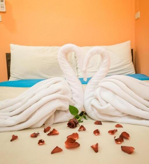 패밀리 룸, Happy In Pai