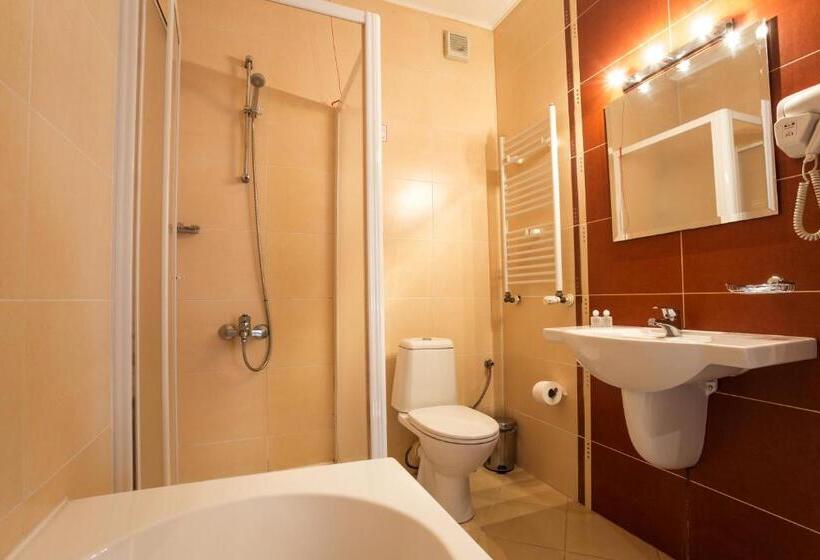 סוויטת ג'וניור, Family Hotel Teteven