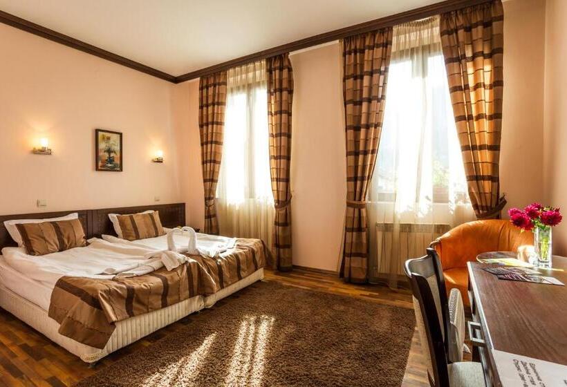 סוויטת ג'וניור, Family Hotel Teteven