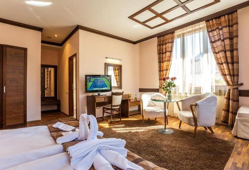 סוויטת ג'וניור, Family Hotel Teteven