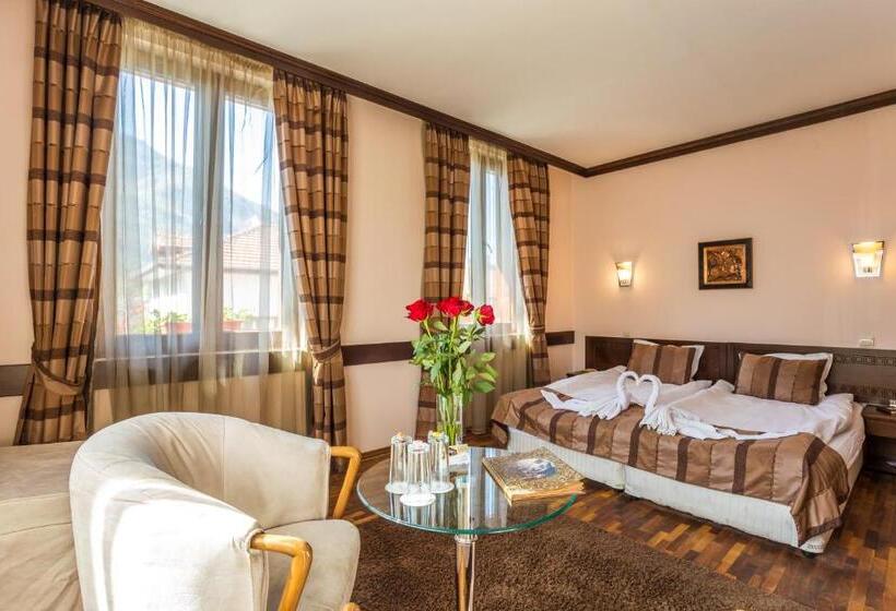 סוויטת ג'וניור, Family Hotel Teteven