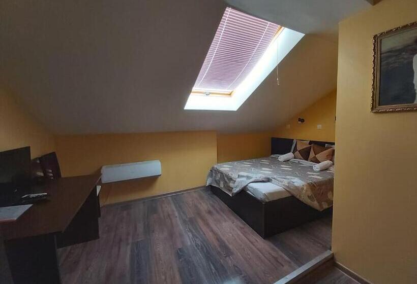 غرفة عائلية, Mirage Pleven